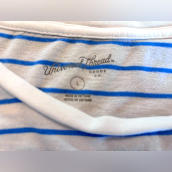 Universal Threads Blue & White Striped Tee Size L - Picture 3 of 6